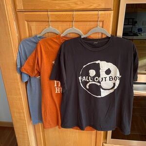 Bundle of 3 mens t-shirts